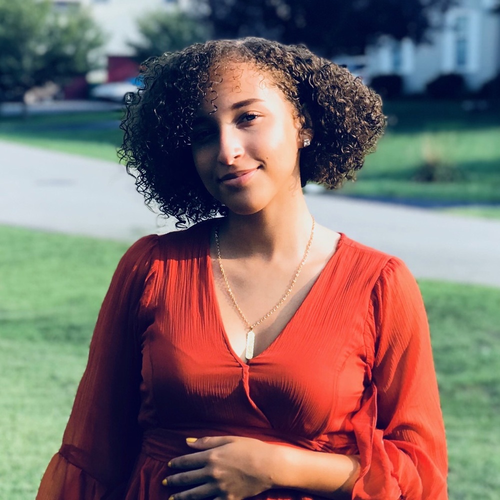 Meet your Posher, Sakhi